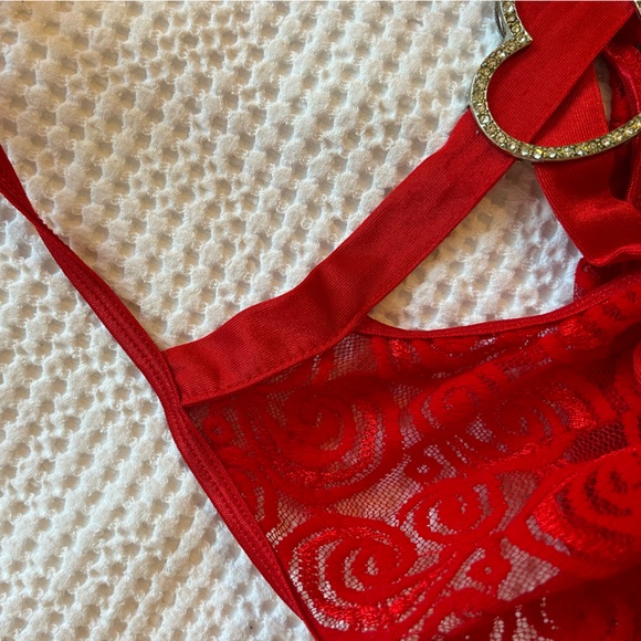 Dreamgirl Red Lace Top with Heart - Picture 5 of 9